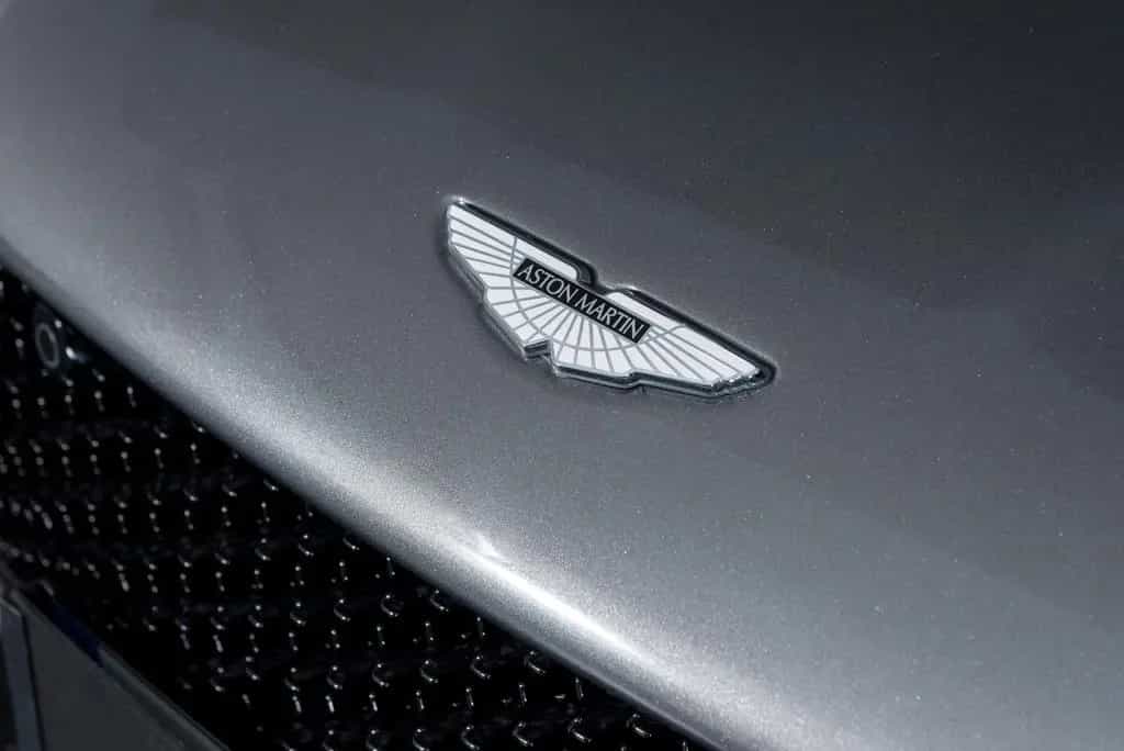Aston Martin DBS Superleggera Coupé 5.2 V12 11/2018-photo-35