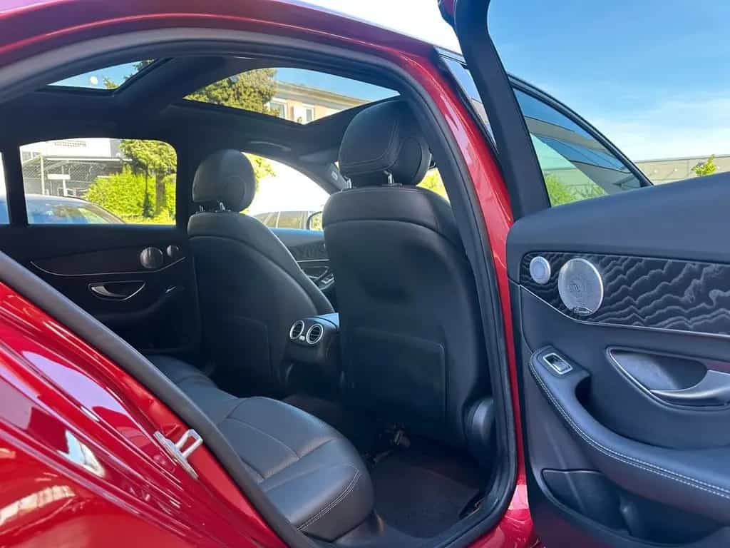 Mercedes-Benz C-Class 300 AMG-LINE LED CARPLAY BURMESTER PANO 360° 02/2018-photo-10