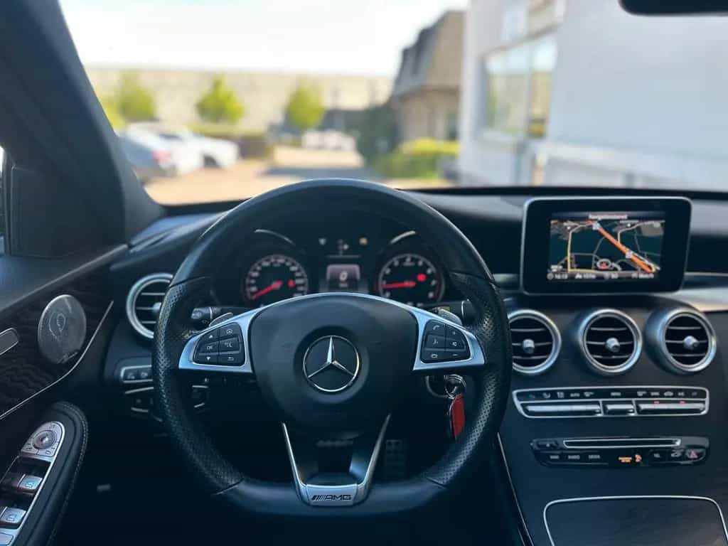 Mercedes-Benz C-Class 300 AMG-LINE LED CARPLAY BURMESTER PANO 360° 02/2018-photo-15