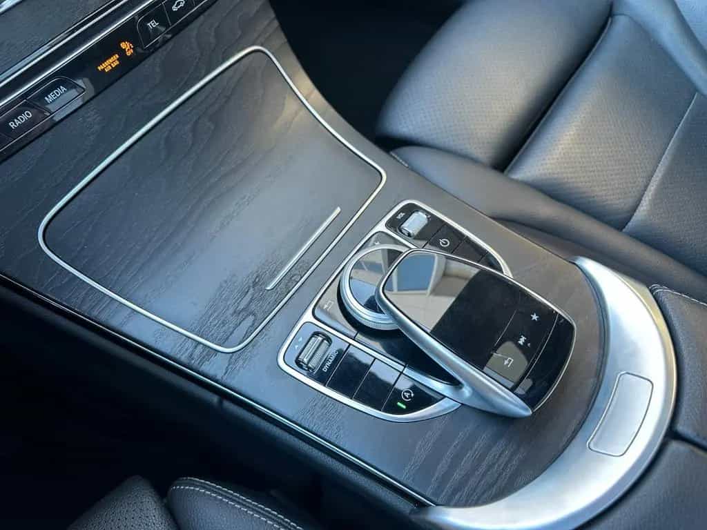 Mercedes-Benz C-Class 300 AMG-LINE LED CARPLAY BURMESTER PANO 360° 02/2018-photo-17