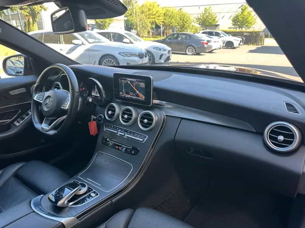 Mercedes-Benz C-Class 300 AMG-LINE LED CARPLAY BURMESTER PANO 360° 02/2018-photo-9