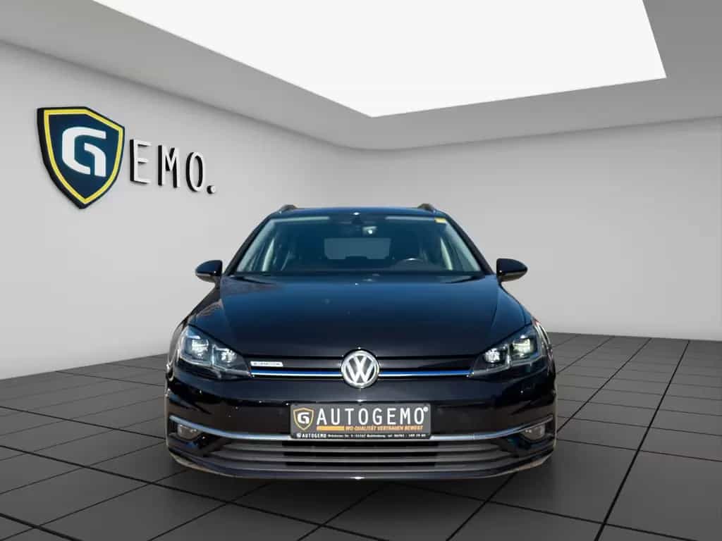 Volkswagen Golf VII Variant Highline AHK LED NAVI ACC SHZ 05/2020-photo-1