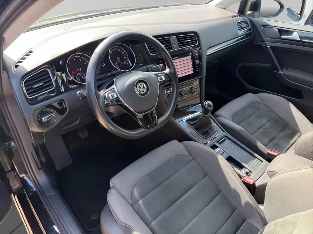 Volkswagen Golf VII Variant Highline AHK LED NAVI ACC SHZ 05/2020-photo-13
