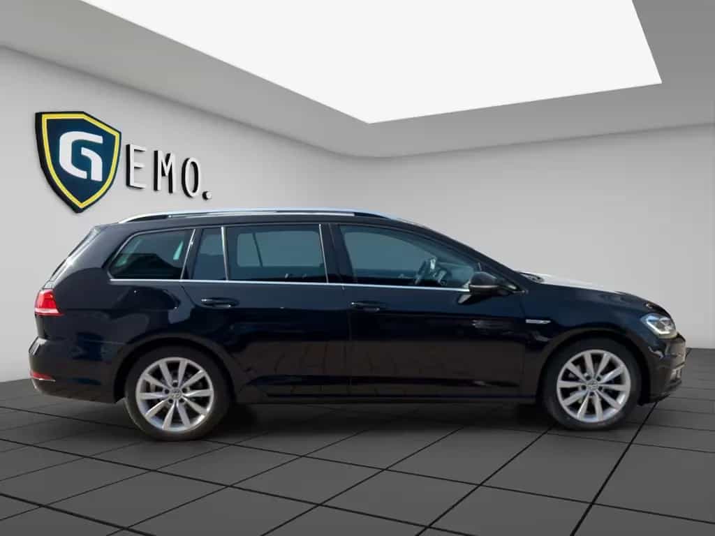 Volkswagen Golf VII Variant Highline AHK LED NAVI ACC SHZ 05/2020-photo-3