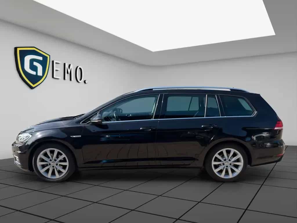 Volkswagen Golf VII Variant Highline AHK LED NAVI ACC SHZ 05/2020-photo-4