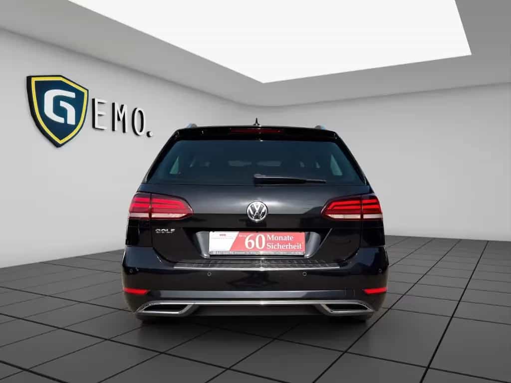Volkswagen Golf VII Variant Highline AHK LED NAVI ACC SHZ 05/2020-photo-6
