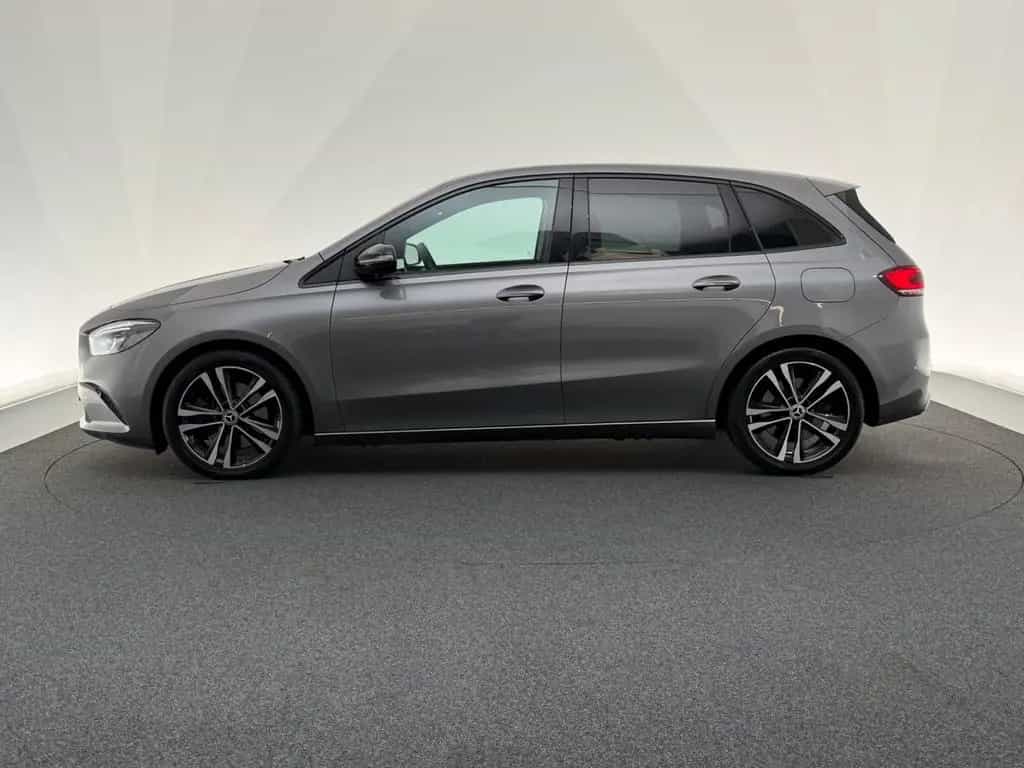 Mercedes-Benz B 250 *PROGRESSIVE*NIGHT-LED-AHK-MBUX-R.KAM-SPUR 07/2019-photo-3