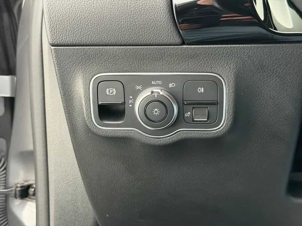 Mercedes-Benz B 250 *PROGRESSIVE*NIGHT-LED-AHK-MBUX-R.KAM-SPUR 07/2019-photo-31