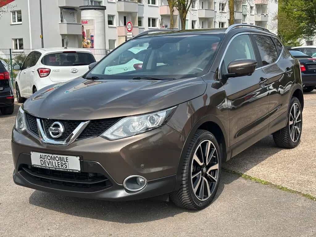 Nissan Qashqai Tekna! 1.6, Navi, 360° Kamera, Panorama 07/2015-photo-0