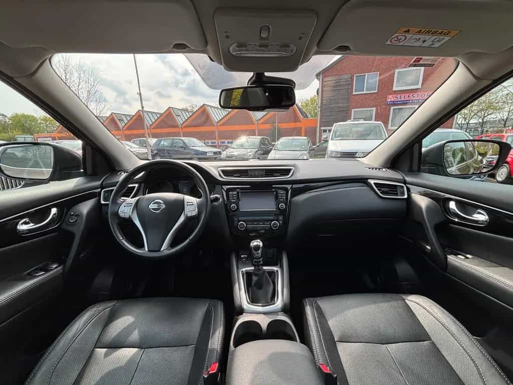 Nissan Qashqai Tekna! 1.6, Navi, 360° Kamera, Panorama 07/2015-photo-23