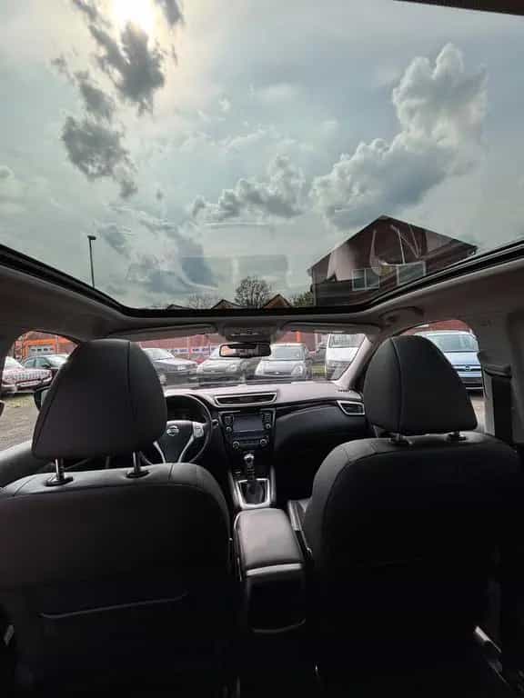 Nissan Qashqai Tekna! 1.6, Navi, 360° Kamera, Panorama 07/2015-photo-24