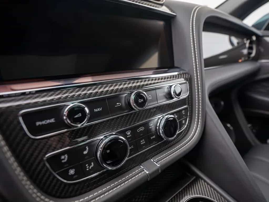 Bentley Bentayga Speed V8 03/2026-photo-22
