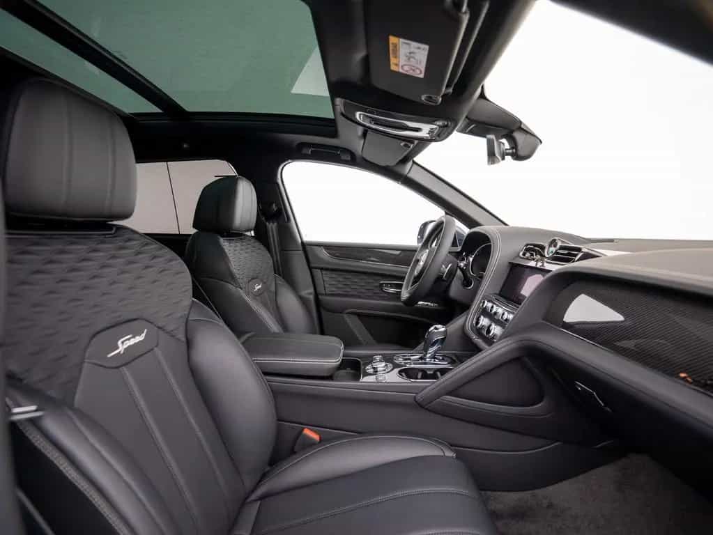Bentley Bentayga Speed V8 03/2026-photo-37