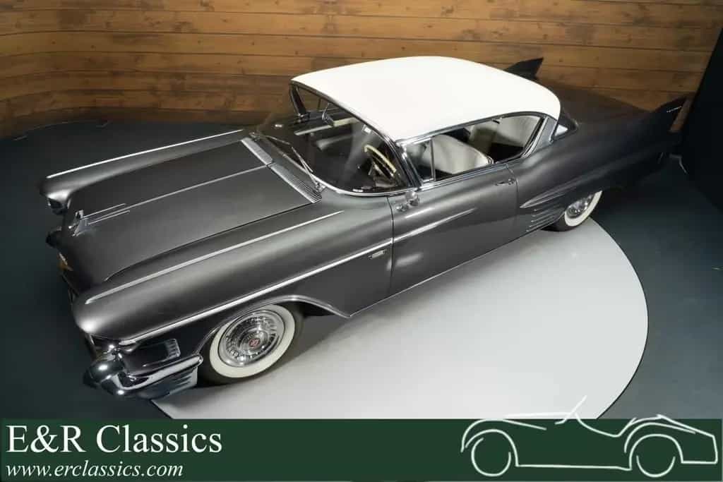 Cadillac Series 62 Coupe de Ville Coupe | 1958 01/1958-photo-0