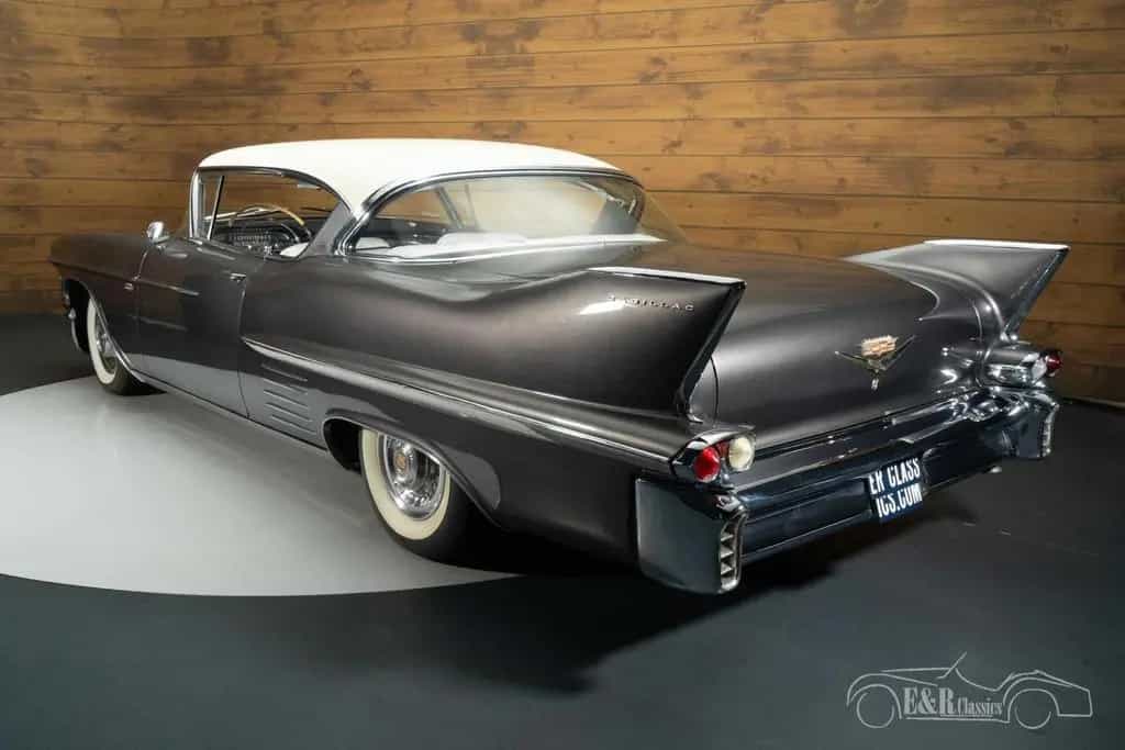 Cadillac Series 62 Coupe de Ville Coupe | 1958 01/1958-photo-13