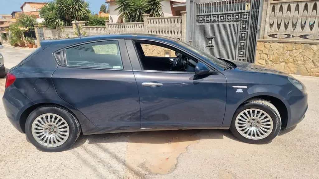 Alfa Romeo Giulietta 1.6 JTDm 120 CV Business 07/2017-photo-4