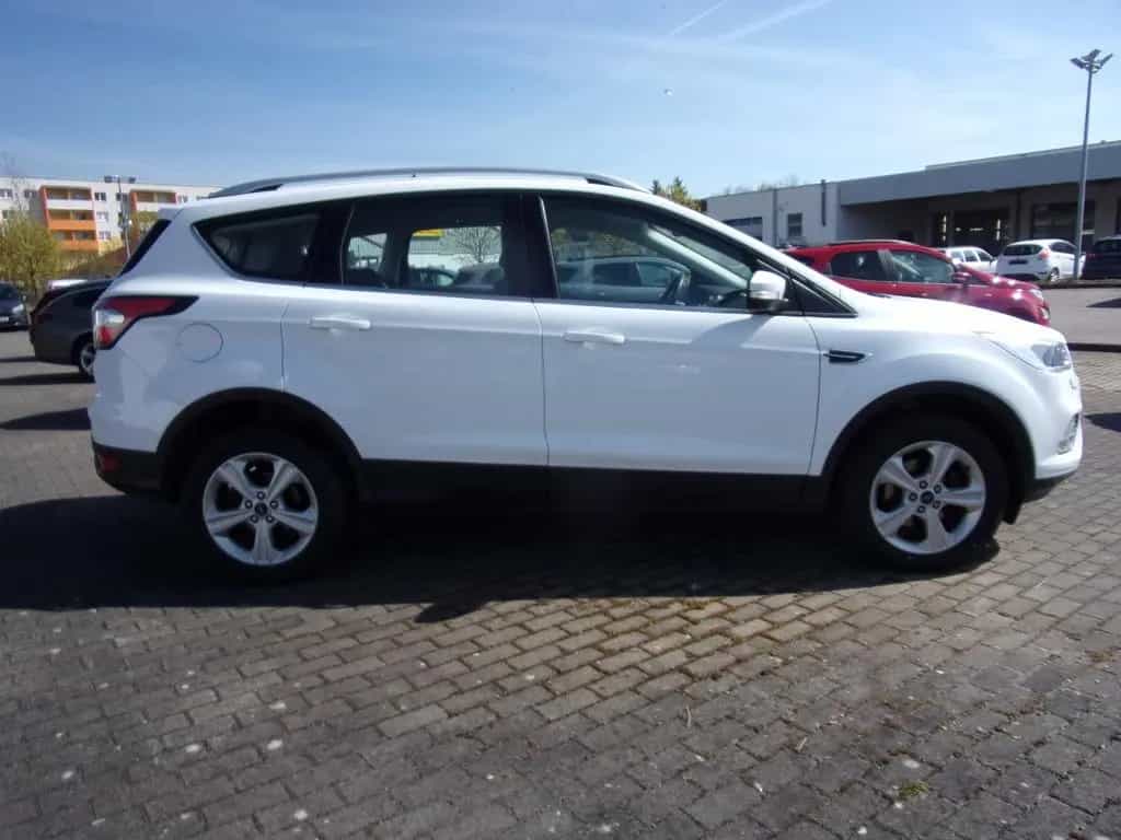 Ford Kuga ALU, Winter Paket, AHK schwenk , Parkass. 01/2019-photo-1