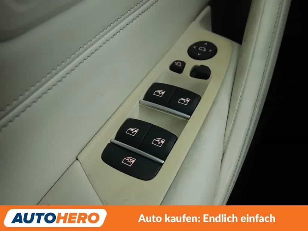 BMW 5 Series 530i Luxury Line Aut.*NAV*HUD*ACC*360CAM*PDC 03/2018-photo-23