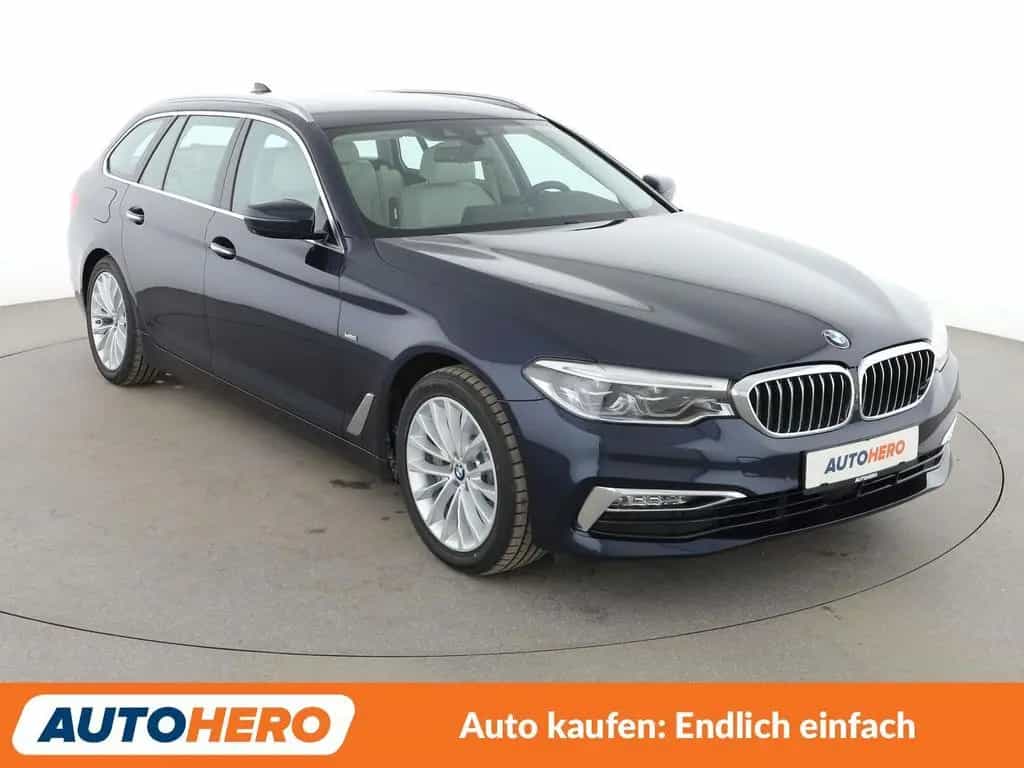 BMW 5 Series 530i Luxury Line Aut.*NAV*HUD*ACC*360CAM*PDC 03/2018-photo-5