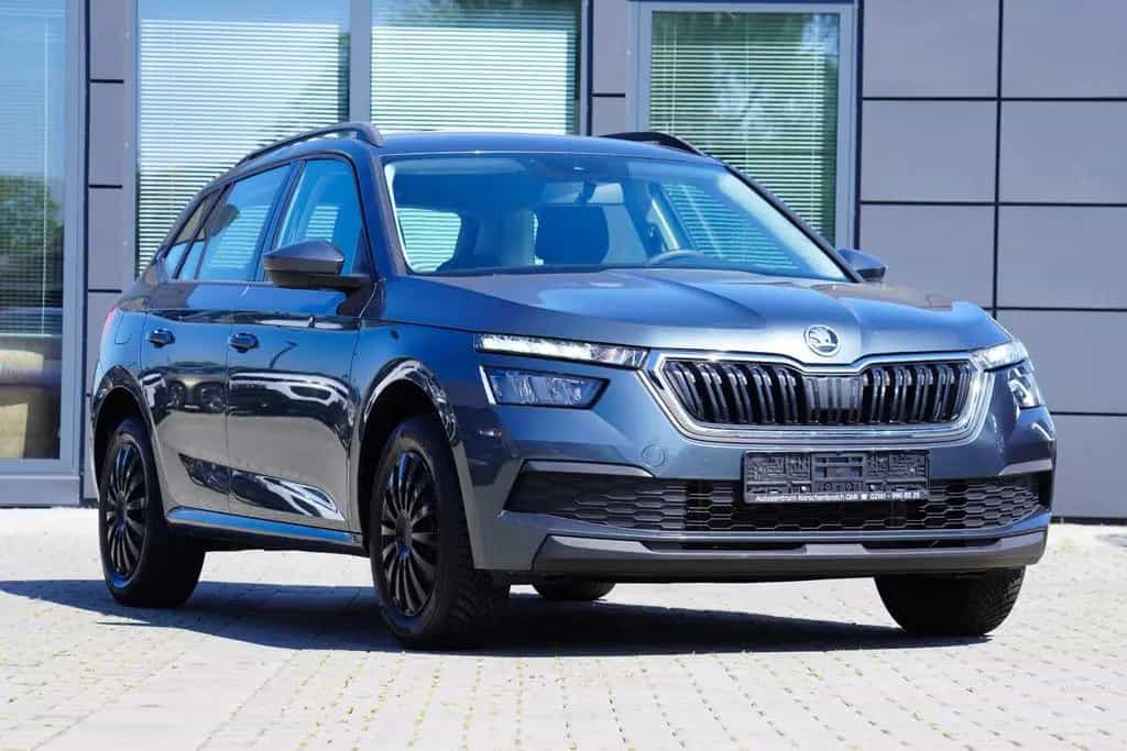 Skoda Kamiq Active MIT 2 JAHREN GARANTIE !!! 02/2020-photo-0
