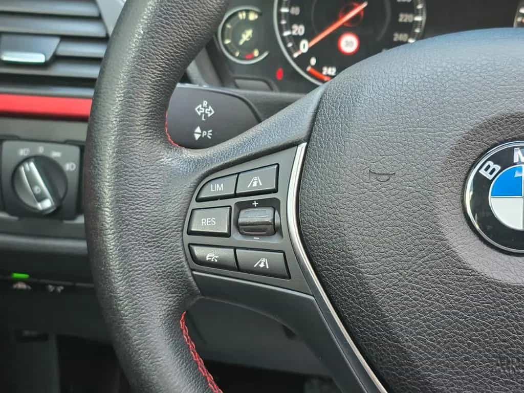 BMW 3 Series 330i Gran Turismo xDrive Sport Line *Head up 11/2017-photo-35