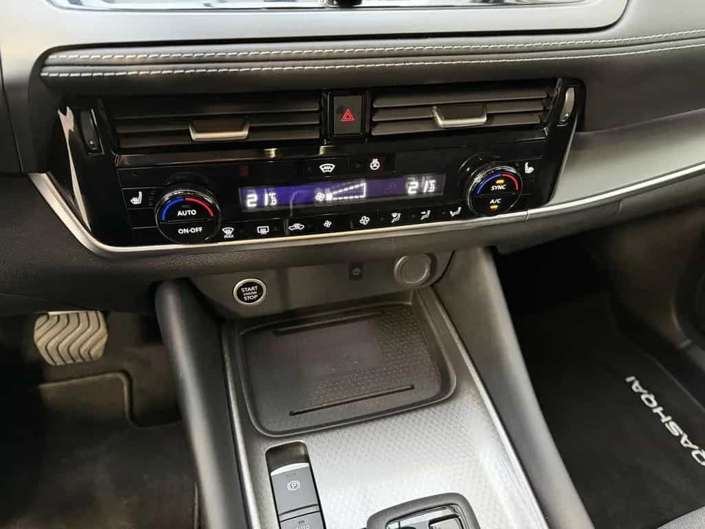 Nissan Qashqai 1.3 MHEV N-Connecta 360° Navi LED 01/2025-photo-10