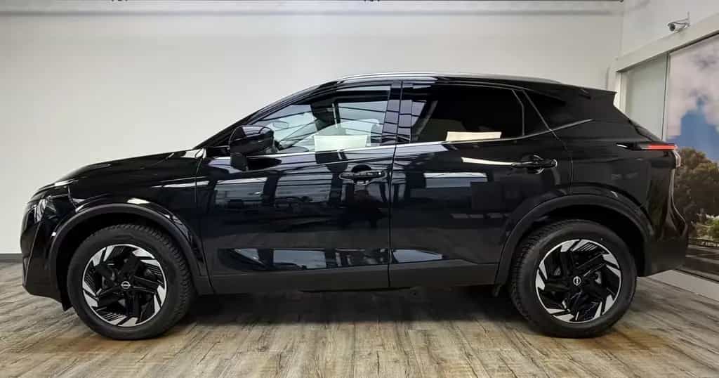 Nissan Qashqai 1.3 MHEV N-Connecta 360° Navi LED 01/2025-photo-2