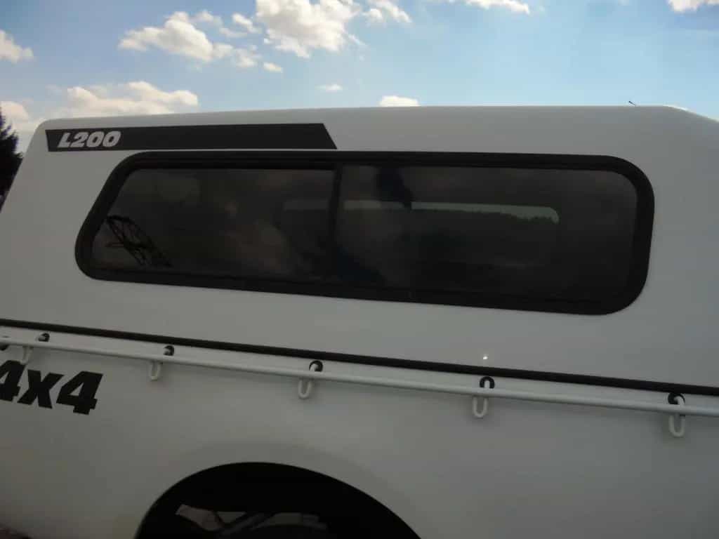 Mitsubishi L200 2.5 DI - D Hardtop KLIMA AHK 70 Tkm!! 08/2015-photo-19