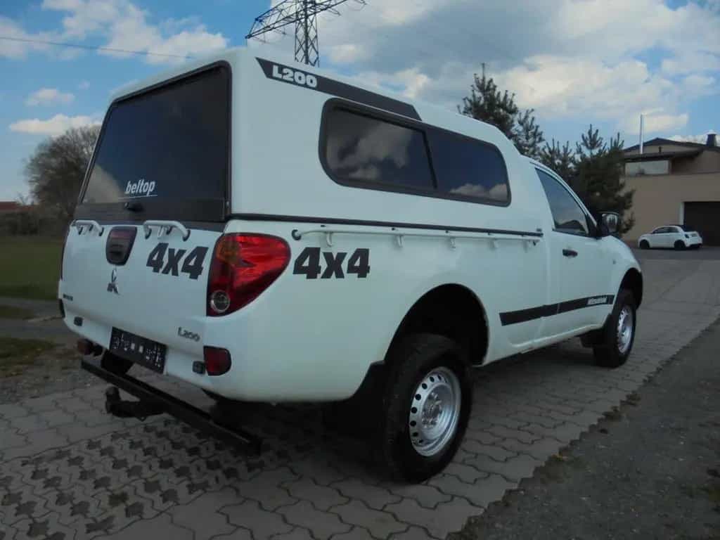 Mitsubishi L200 2.5 DI - D Hardtop KLIMA AHK 70 Tkm!! 08/2015-photo-4