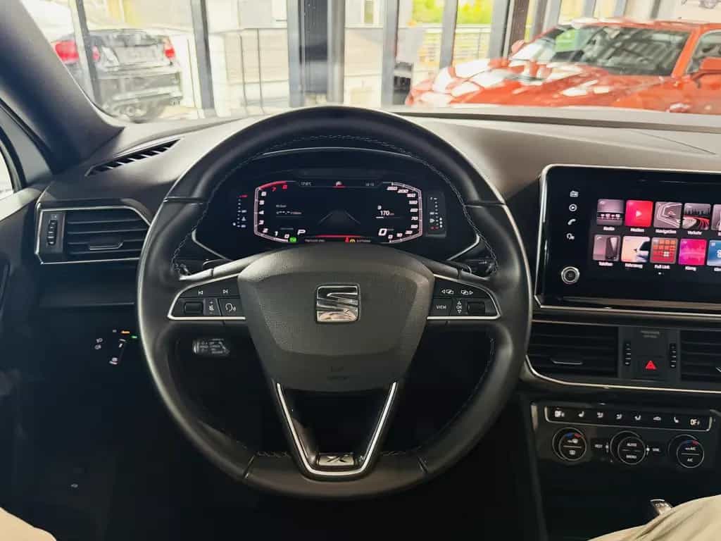 Seat Tarraco Xcellence 4Drive*7-SITZER*PANO*360°KAM* 04/2019-photo-17