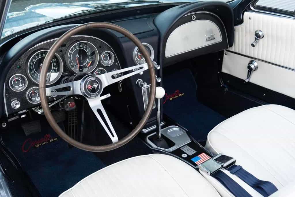 Corvette C2 Stingray Cabrio 327 cui 365PS H-Zulassung 02/1964-photo-15