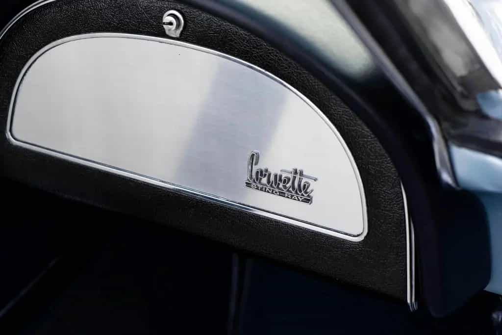Corvette C2 Stingray Cabrio 327 cui 365PS H-Zulassung 02/1964-photo-32