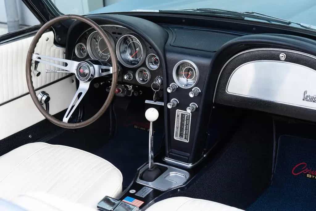 Corvette C2 Stingray Cabrio 327 cui 365PS H-Zulassung 02/1964-photo-37