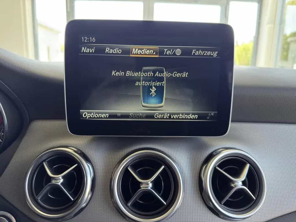 Mercedes-Benz GLA 200 Urban LED*PANO*SHZ*PDC 08/2017-photo-14