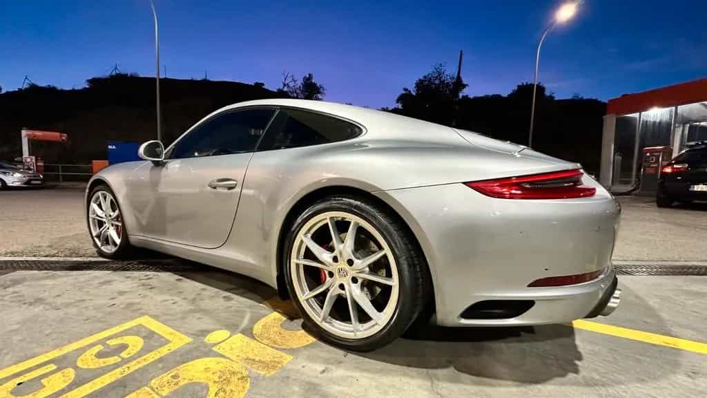 Porsche 991.2 Carrera S Coupé Carrera S 04/2018-photo-2
