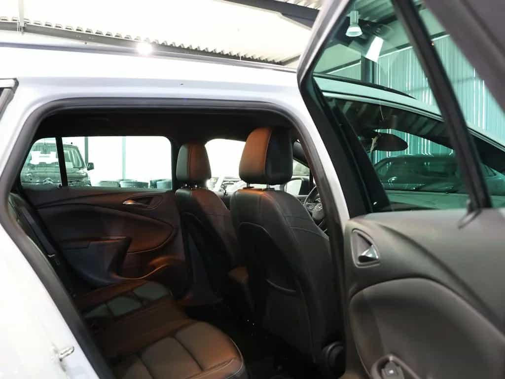 Opel Astra K ST 1.4 T ULTIMATE OPC-LINE SPORT BLACK 01/2019-photo-16