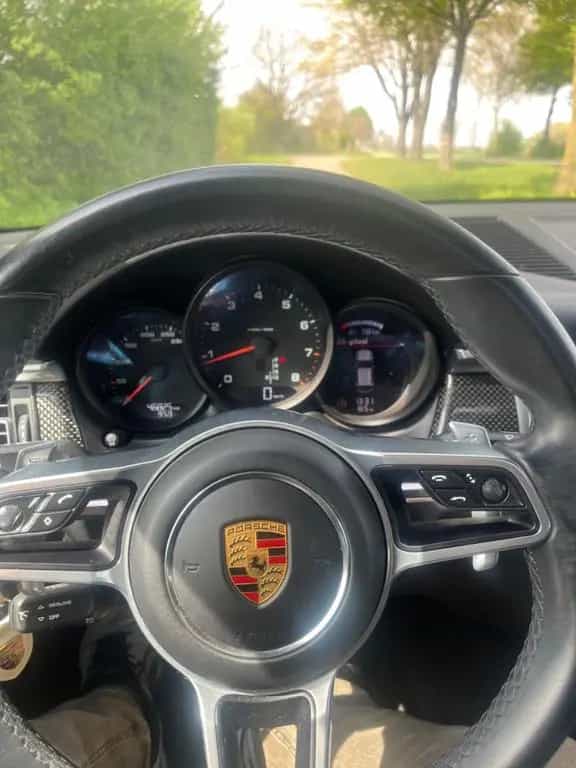 Porsche Privat verkauf ! WUNDERSCHÖNE PORSCHE Macan 12/2020-photo-22