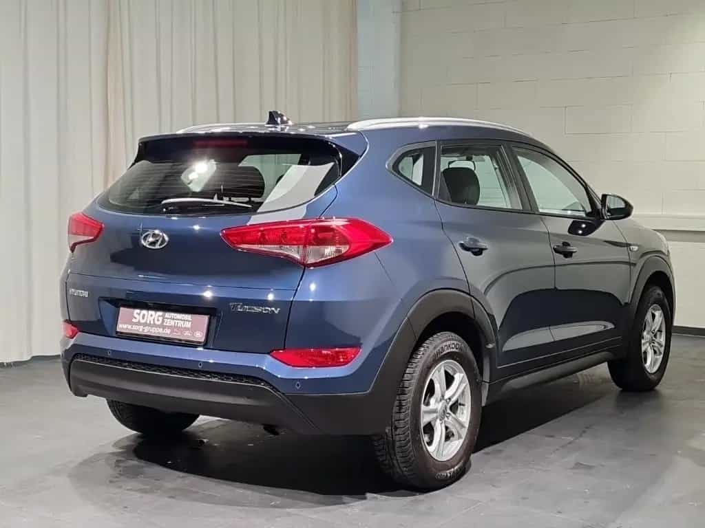 Hyundai TUCSON 1.6 GDi blue Classic 2WD*SITZHZG*GRA* 10/2017-photo-2
