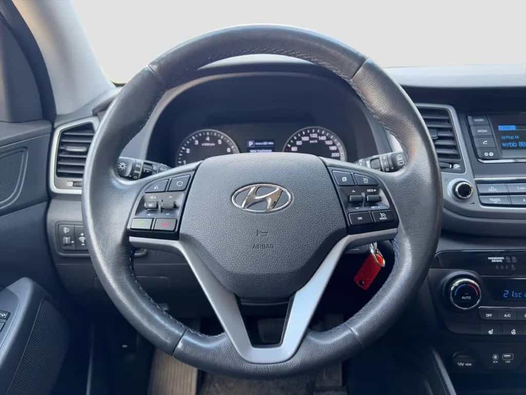 Hyundai TUCSON TREND 1.6 T-GDI *ALLRAD*SITZHZG*KLIMA* 10/2016-photo-10
