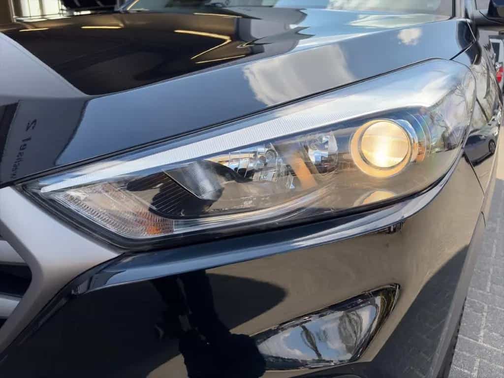 Hyundai TUCSON TREND 1.6 T-GDI *ALLRAD*SITZHZG*KLIMA* 10/2016-photo-4
