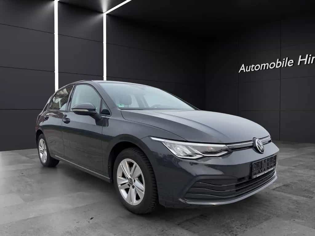 Volkswagen Golf VIII Lim. Life 08/2020-photo-3