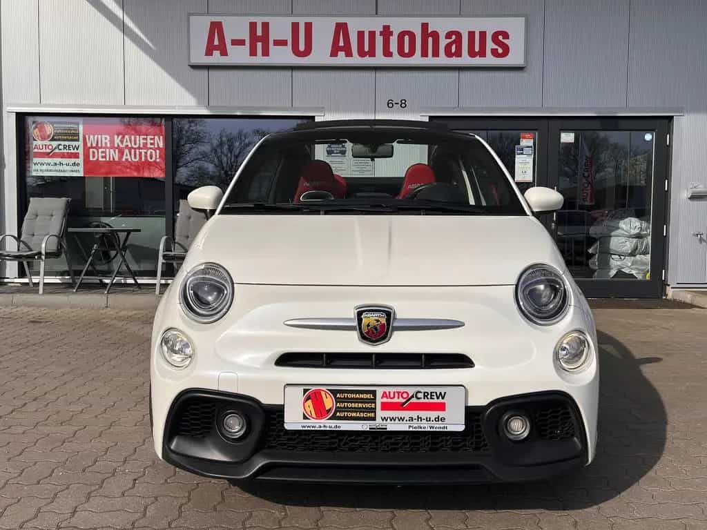 Abarth 595C Cabrio 70th Anniversary 10/2019-photo-2