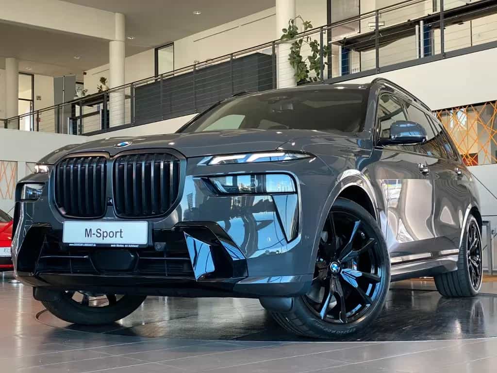 BMW X7 40d M-Sport Pro Carbon Sbel B&W ACC AHK 22" 02/2023-photo-0