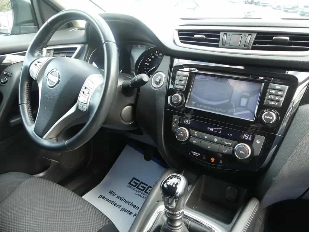 Nissan Qashqai N-Connecta"1.HAND" 06/2016-photo-12