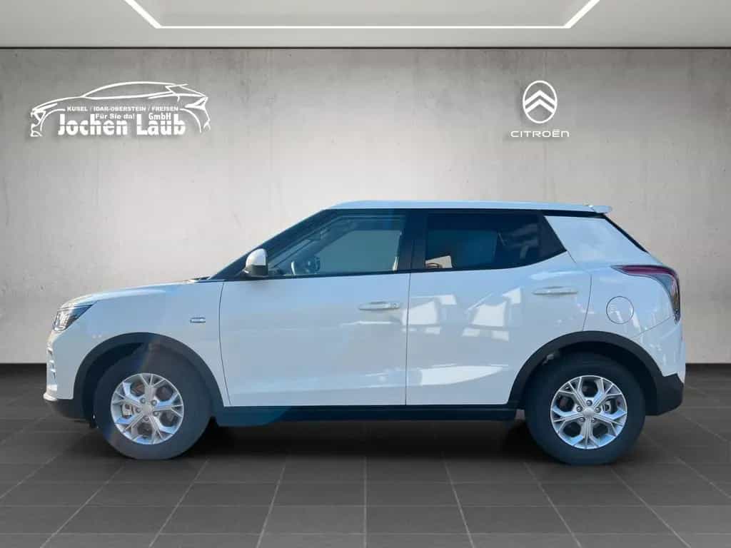 KGM Tivoli Nomad MT 2WD null-photo-1