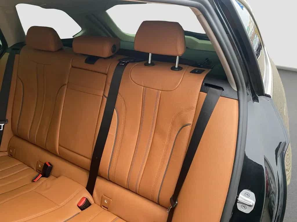 BMW 5 Series 530i Touring Luxury Line ACC Laser Luftfed. Pano 10/2021-photo-14