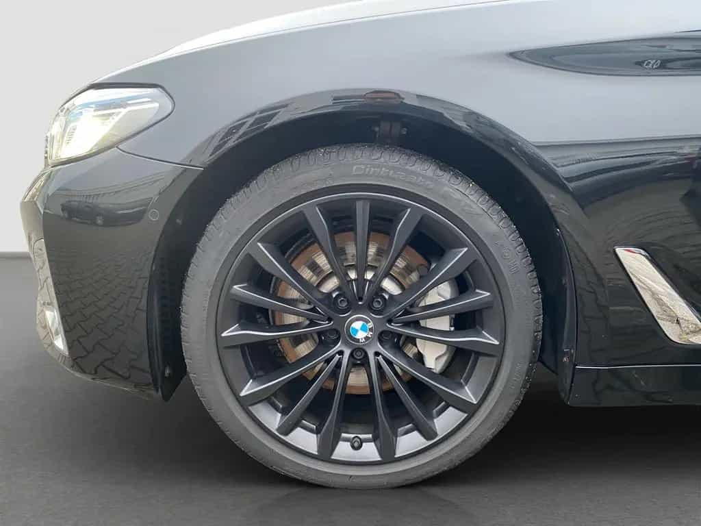 BMW 5 Series 530i Touring Luxury Line ACC Laser Luftfed. Pano 10/2021-photo-15