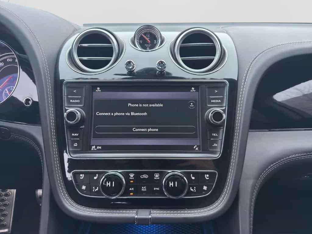 Bentley Bentayga 6.0 W12 4WD Aut. / CARBON / PANO 12/2018-photo-20