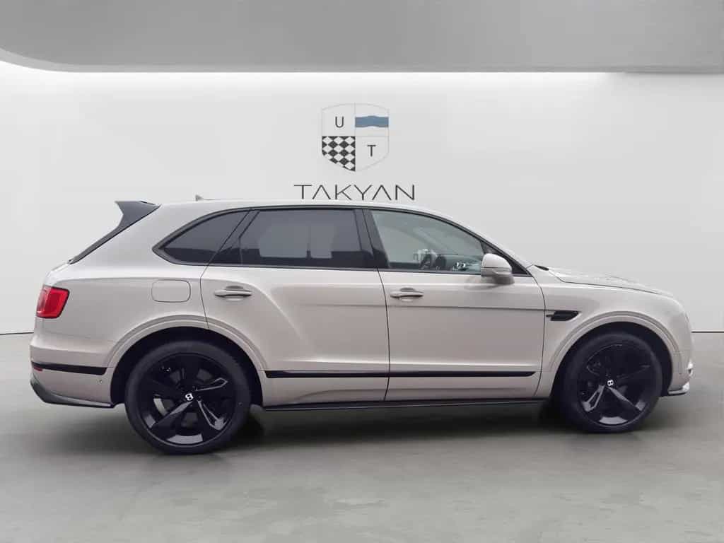 Bentley Bentayga 6.0 W12 4WD Aut. / CARBON / PANO 12/2018-photo-4