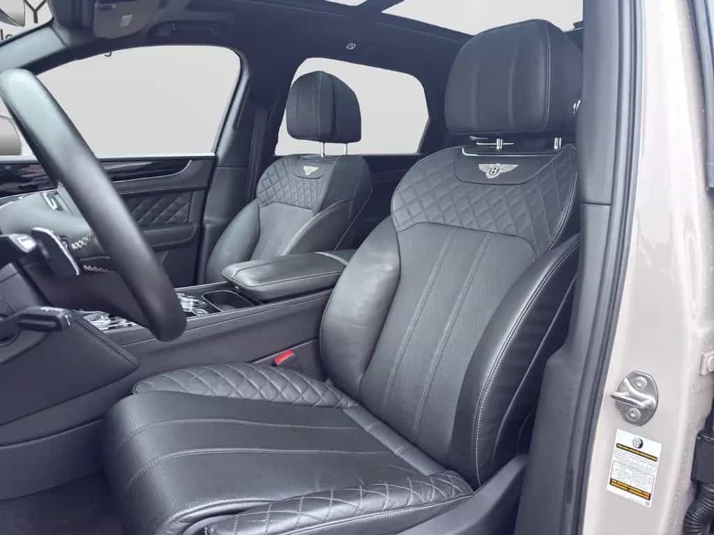 Bentley Bentayga 6.0 W12 4WD Aut. / CARBON / PANO 12/2018-photo-8